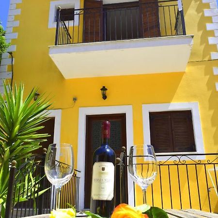 Dourios Ippos Apartments Frikes Exterior foto