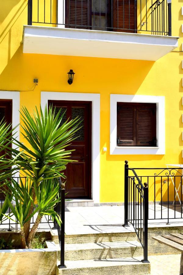 Dourios Ippos Apartments Frikes Exterior foto