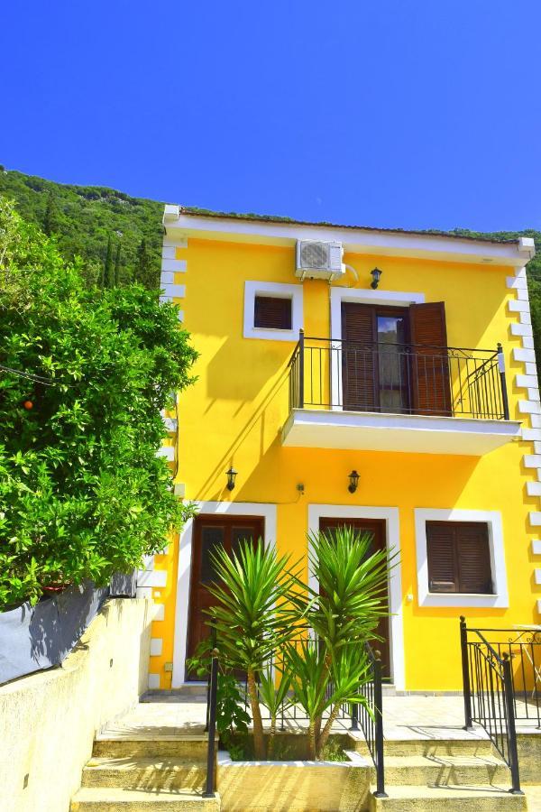 Dourios Ippos Apartments Frikes Exterior foto